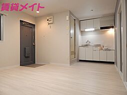 Cａｓａ　ｅｓｔｒｅｌｌａ 4階2DKのリビング/ダイニング