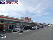 ザ・ビッグエクスプレス鈴鹿ユーズ店 168m