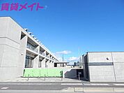 鈴鹿市立旭が丘小学校 1400m