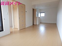 レクイアーレ72　Ａ 1階2LDKのリビング/ダイニング