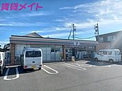 セブンイレブン津市白塚団地入口店 954m