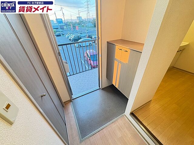 玄関