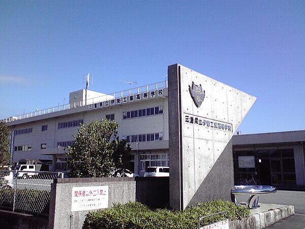 画像19:三重県立伊勢工業高等学校