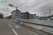 伊勢市立厚生小学校 300m