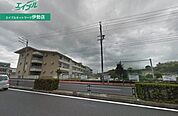 伊勢市立明倫小学校 912m