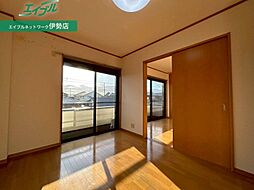 ソーレンサイド 2階2LDKのリビング/ダイニング