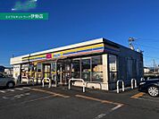 ミニストップ伊勢上地町店 661m