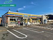 ミニストップ伊勢辻久留店 539m