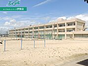 伊勢市立小俣中学校 1300m