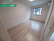 同型参考写真です