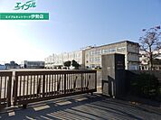 明和町立明和中学校 489m