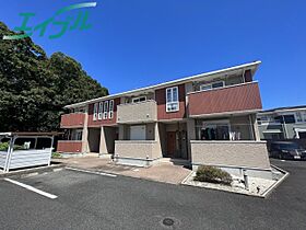 フォーリーフI 202 ｜ 三重県松阪市甚目町（賃貸アパート2LDK・2階・57.58㎡） その1