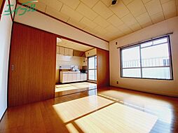 居間