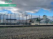 松阪市立天白小学校 971m