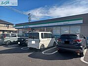 ファミリーマート津久居中町店 147m