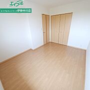 同物件別部屋のお写真です。