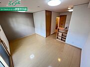 同型参考写真です