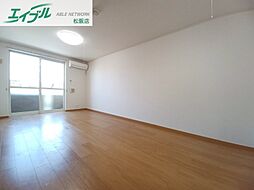 メゾン　ヴェール　Ｂ棟 1階ワンルームのリビング/ダイニング