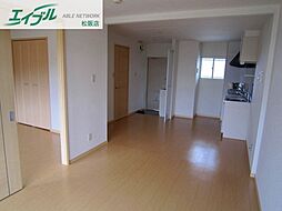 サニーコート玉城 2階1LDKのリビング/ダイニング