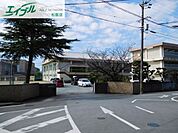 松阪市立殿町中学校 1033m