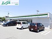ファミリーマート松阪宝塚町店 571m