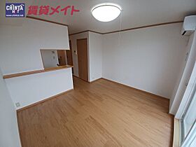 三重県松阪市嬉野中川新町３丁目（賃貸アパート1LDK・2階・41.98㎡） その3