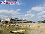 津市立一志西小学校 1300m