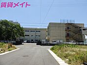 津市立南郊中学校 2200m