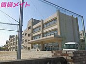 津市立橋南中学校 900m