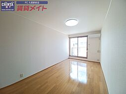 近鉄名古屋線 久居駅 徒歩4分の賃貸アパート 1階1Kのリビング/ダイニング