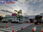 イオン久居店 624m
