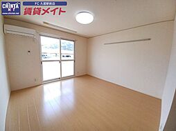 近鉄大阪線 川合高岡駅 徒歩1分の賃貸アパート 1階ワンルームのリビング/ダイニング