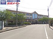 津市立誠之小学校 200m
