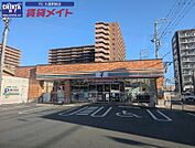 セブンイレブン津市久居駅前店 139m