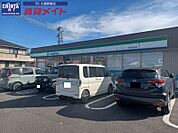 ファミリーマート津久居中町店 251m