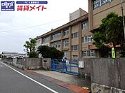 津市立育生小学校 1300m