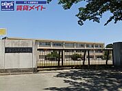 津市立高茶屋小学校 1397m