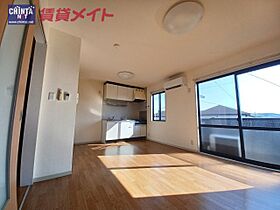 三重県松阪市中万町（賃貸アパート2LDK・2階・50.81㎡） その3