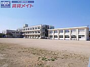 松阪市立小野江小学校 432m