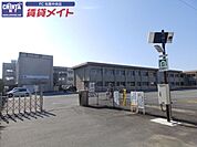 松阪市立花岡小学校 1169m