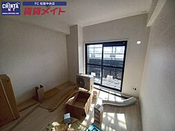 近鉄名古屋線 伊勢中川駅 徒歩3分の賃貸マンション 2階1Kのリビング/ダイニング