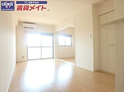 近鉄山田線 松ヶ崎駅 徒歩17分の賃貸マンション 2階1LDKのリビング/ダイニング