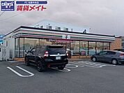 セブンイレブン松阪肥留町店 443m