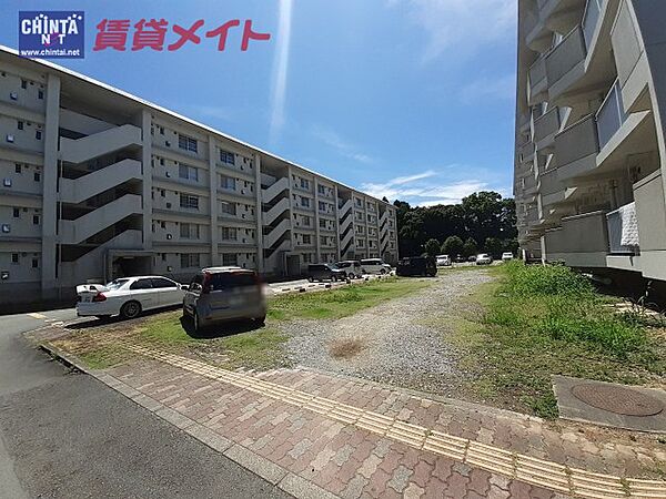 三重県伊勢市佐八町(賃貸マンション3DK・1階・53.08㎡)の写真 その6