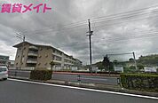 伊勢市立明倫小学校 580m