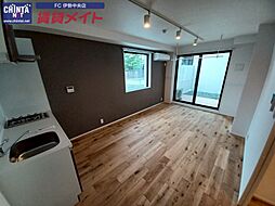 JR参宮線 伊勢市駅 徒歩10分の賃貸マンション 1階ワンルームのリビング/ダイニング