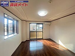 近鉄山田線 宮町駅 徒歩24分の賃貸アパート 2階1Kのリビング/ダイニング