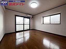 近鉄山田線 明野駅 徒歩2分の賃貸マンション 2階1Kのリビング/ダイニング
