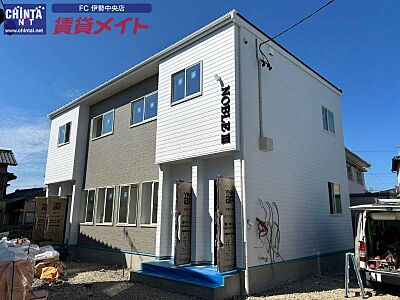外観：建築中