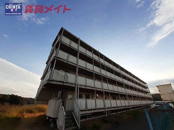 三重県津市神戸(賃貸マンション2LDK・3階・57.96㎡)の写真 その1